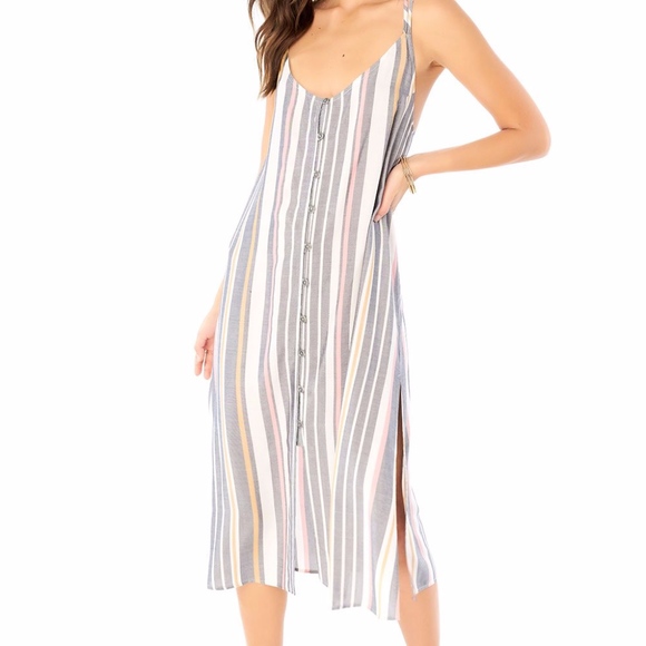 LILY MIDI DRESS BY SALTWATER LUXE - Picture 1 of 3